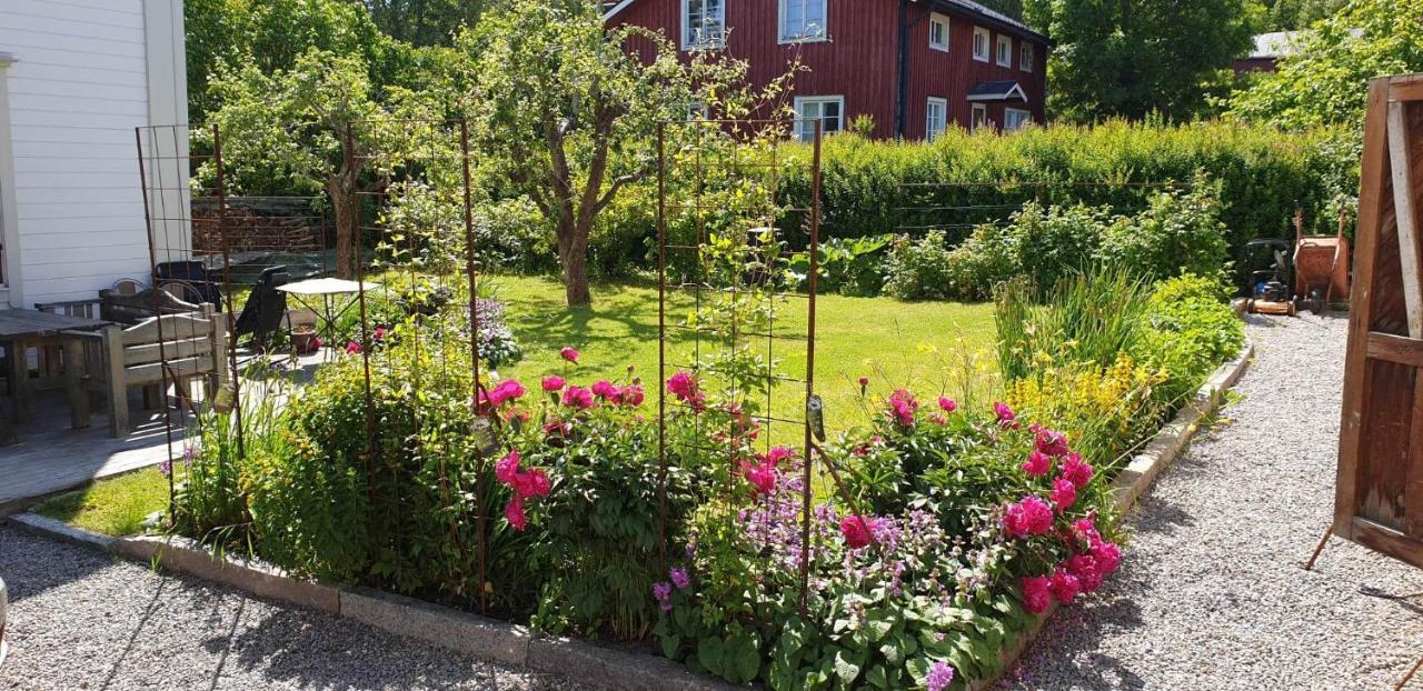 Vaelrenoverad Fin Laegenhet I Charmigt Omrade Soderhamn Ngoại thất bức ảnh